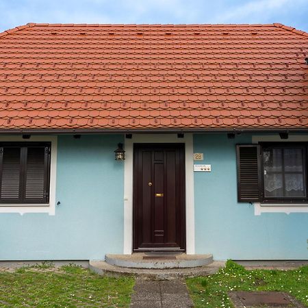 Spa House Blue Lagoon In Terme Catez ชาเตช อ็อบ ซาวี ภายนอก รูปภาพ